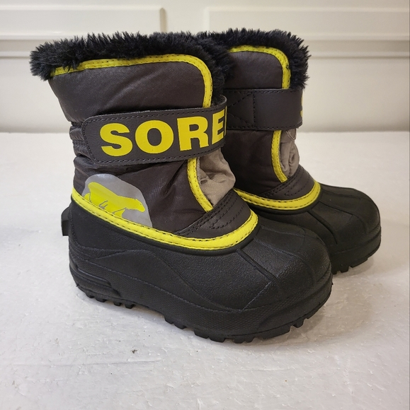 sorel youth snow boots